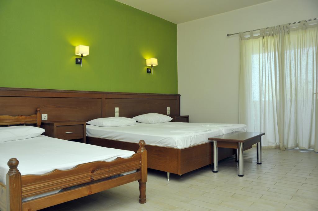 Hotel Elina بيرديكا الغرفة الصورة